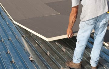 benefits of insulating Hare Hatch flat roofing